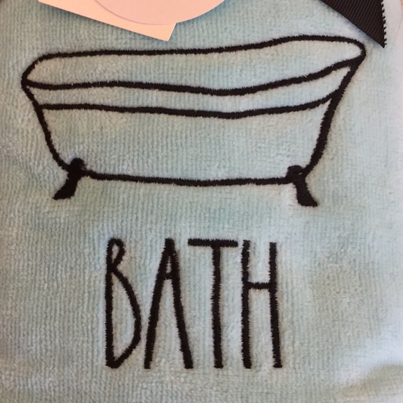 π 2 Rae Dunn BATH Velour Hand Towels Set Blue - Picture 4 of 7